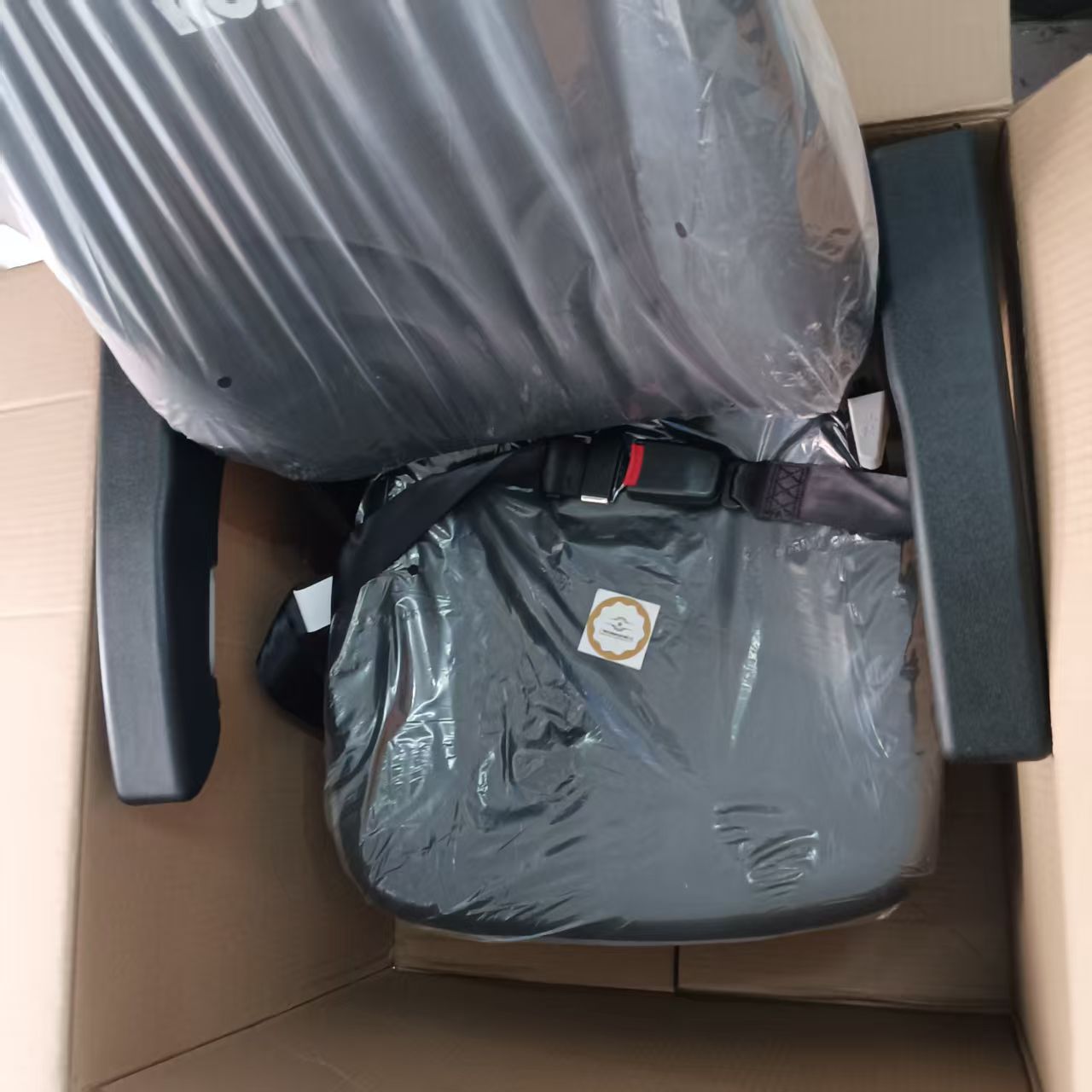 Excavator PC200 PC210 PC800 Excavator Operator Cabin Seat 20Y-57-42100 20Y-57-42200 Seat Assembly 20Y5742100 20Y5742200