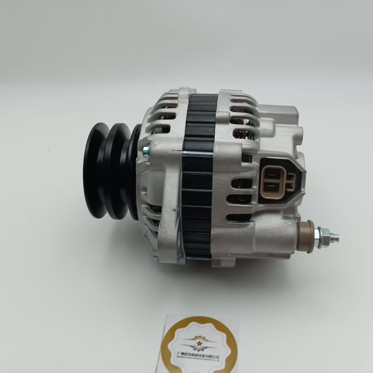 Excavator Part 4D34 SK200-6E Alternator 24V 45A ME150693 ME037620 Excavator Alternator