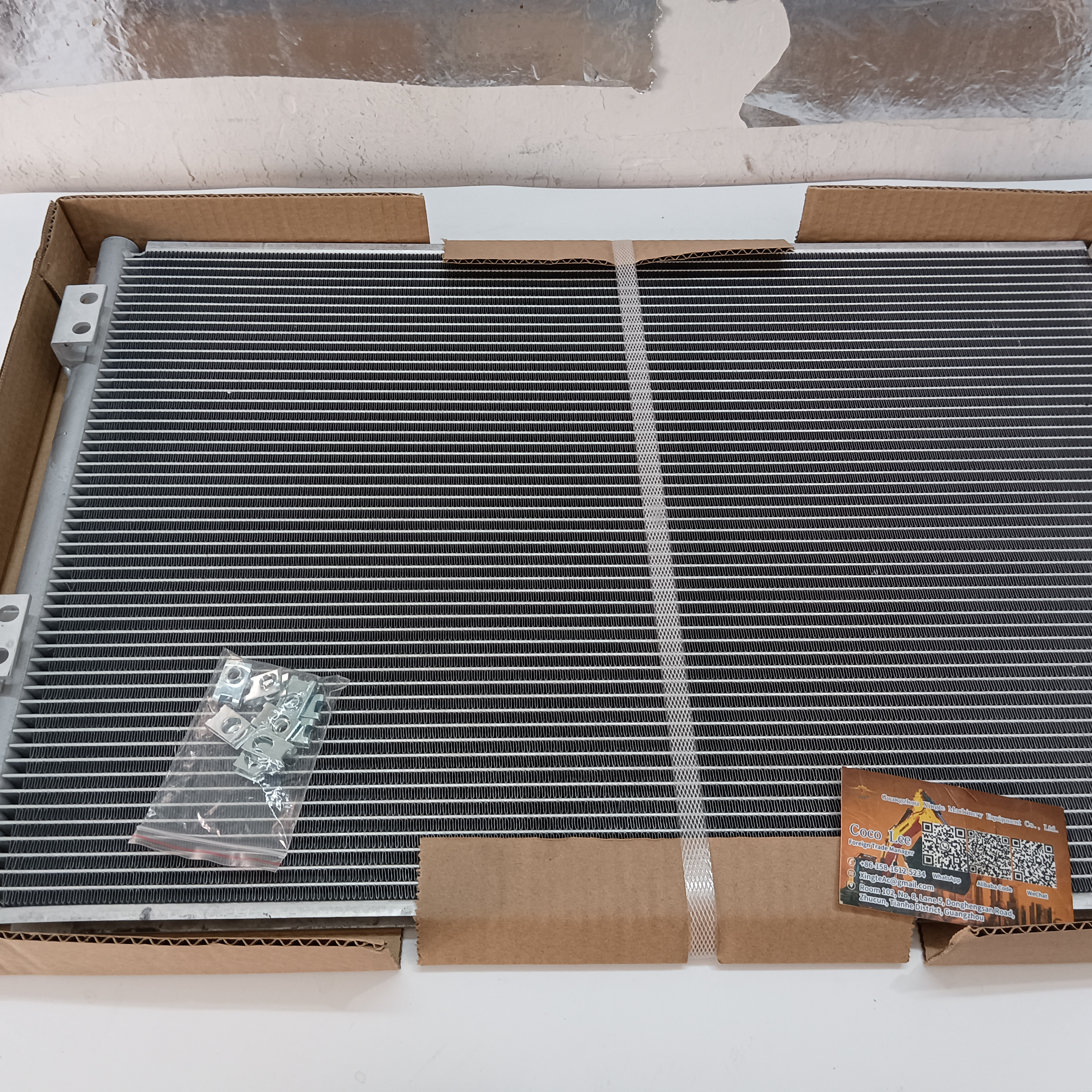 Excavator Spare Part Condenser PC130-7 PC200-7 PC300-8 PC450-8 PC400-8 Excavator Air Conditioning Condenser 208-979-7520