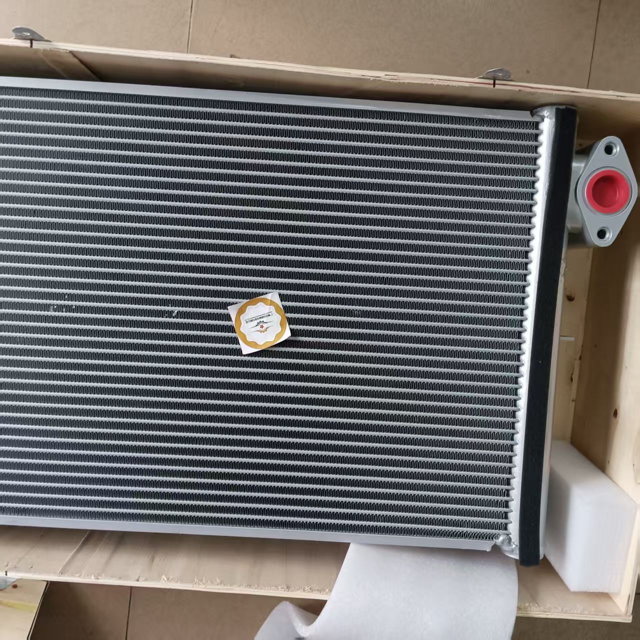 Excavator Part SK350-8 Aluminum Radiator LC05P00043S002 Hydraulic Oil Cooler Water Tank for J08E Engine SK330-8/SK350-8/SK360-8