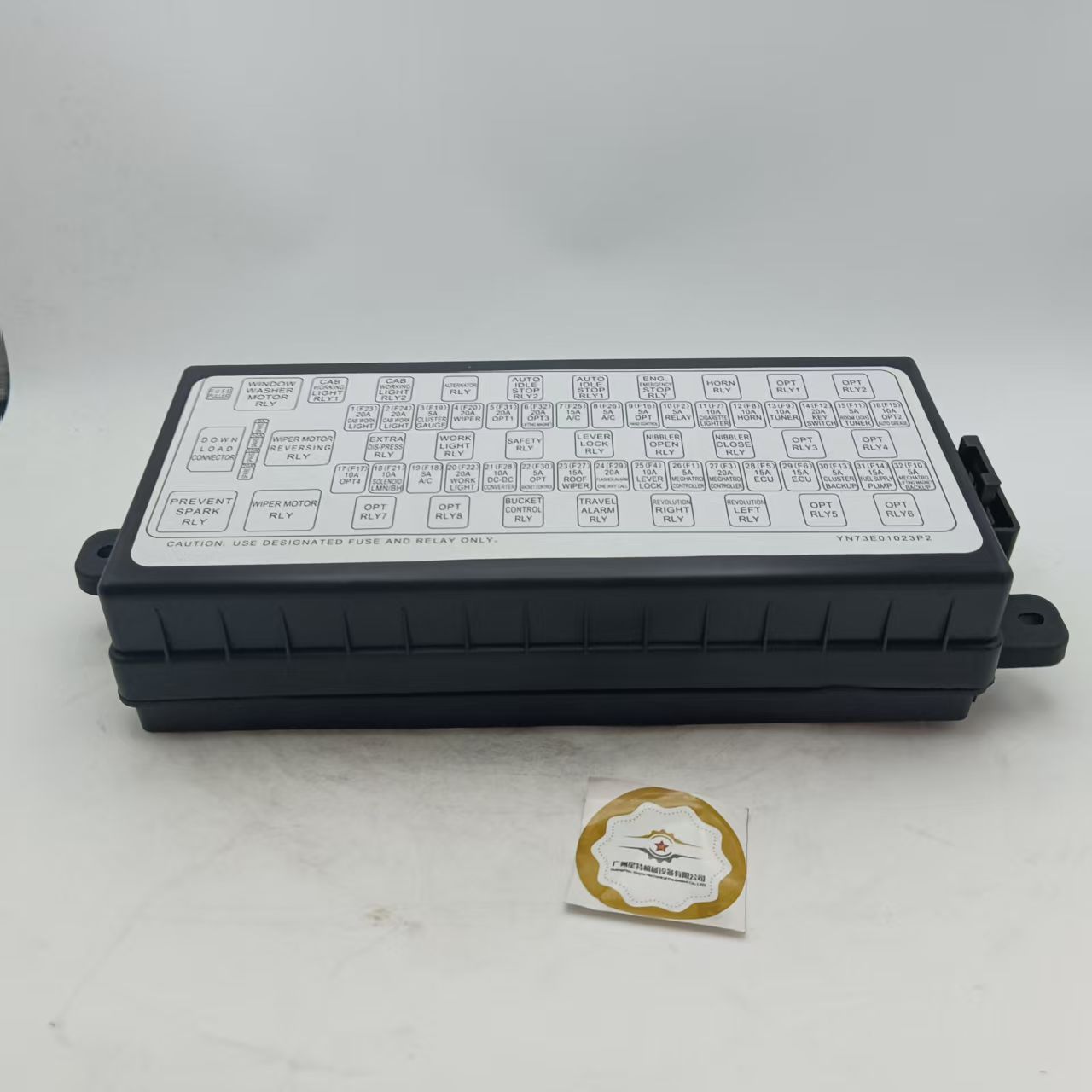 Excavator Part YN24E00016F2 Fuse Box for SK200-8 Sk350-8 Electronic Accessories