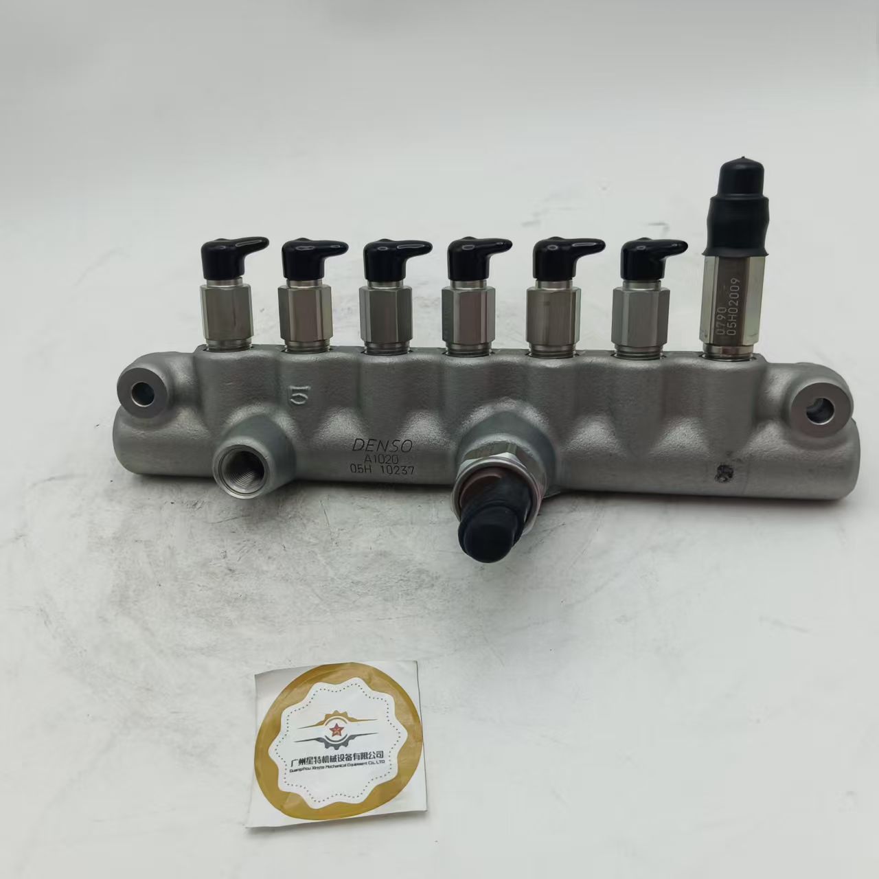 Excavator Part Common Rail Assembly 23810E0020 23810-E00200 VH227601241A VH23810E0020 Excavator SK330-8 SK350LC-8 J08E